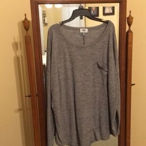 XL Old Navy grey long sleeve shirt
